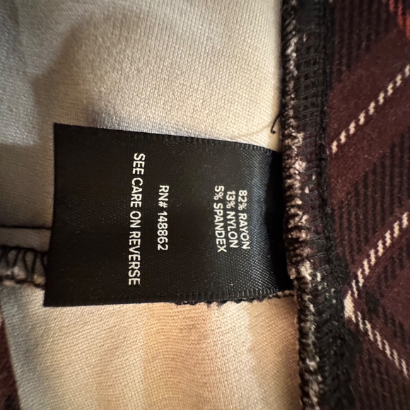 Torrid Studio Pull-On Pocket Pixie Wide-Leg Pants – Burgundy Plaid - Picture 8 of 9